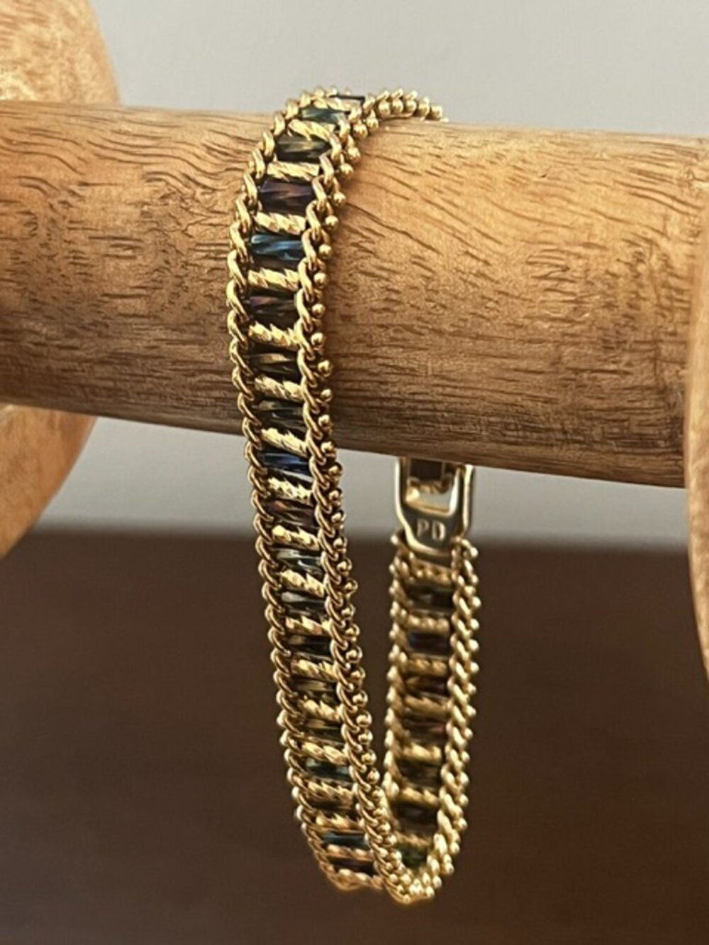Premier Designs Multicolor Iridescent Chain Bracelet Gold Tone 7"